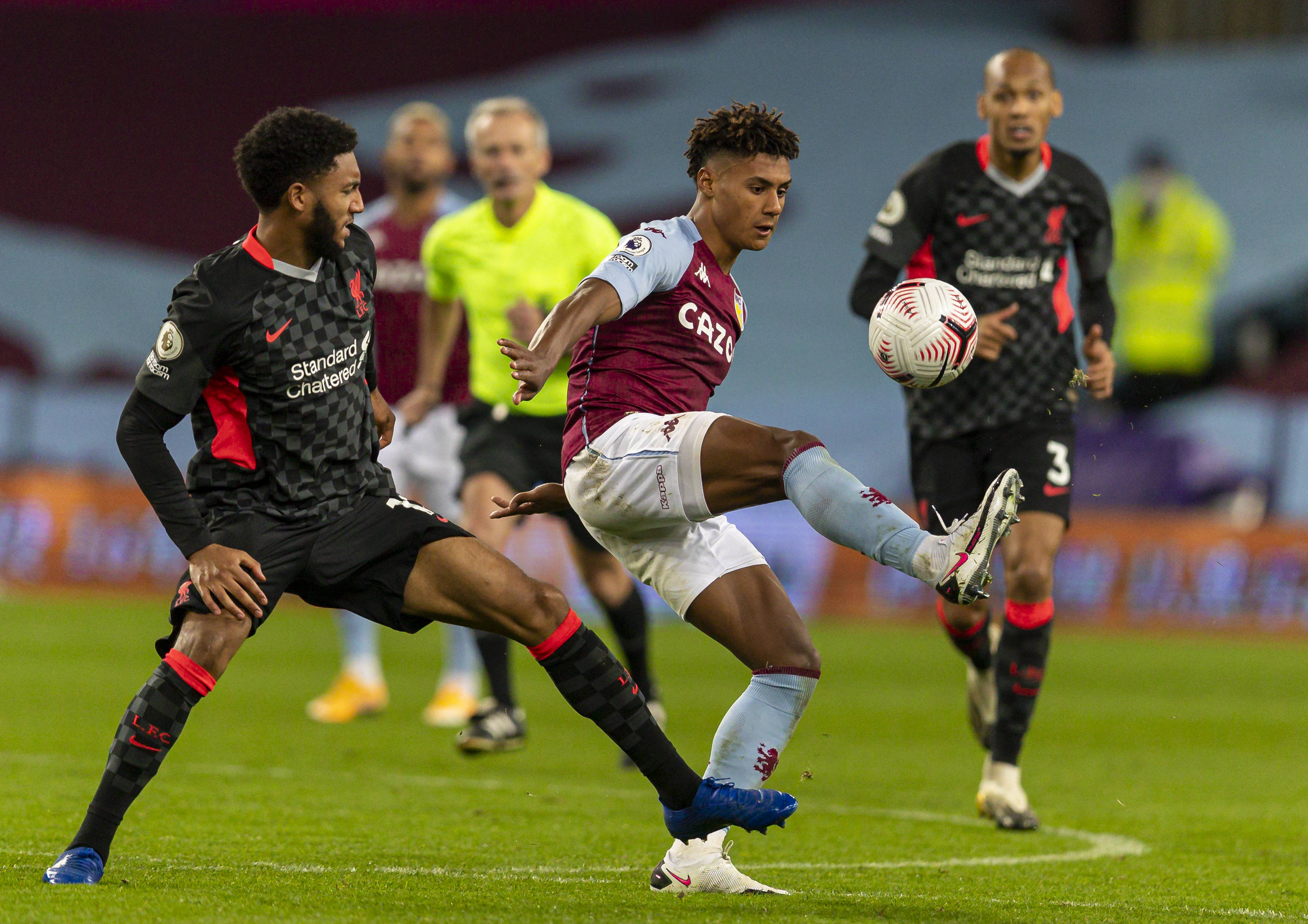 球迷们是否 球迷们是否